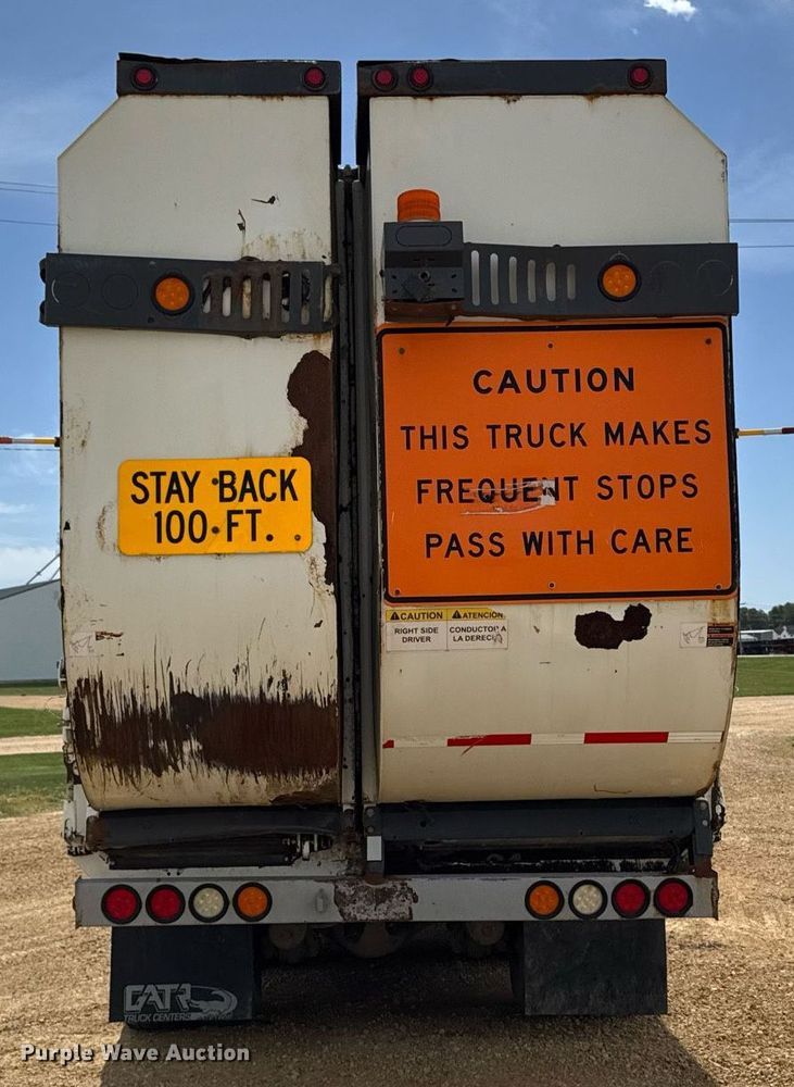 image for item DV2651 2012 International 7400 work star refuse truck