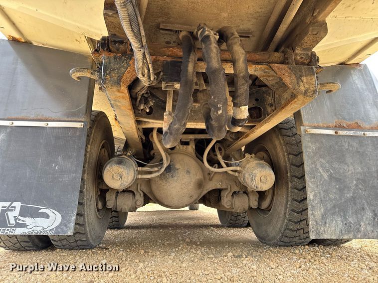 image for item DV2651 2012 International 7400 work star refuse truck