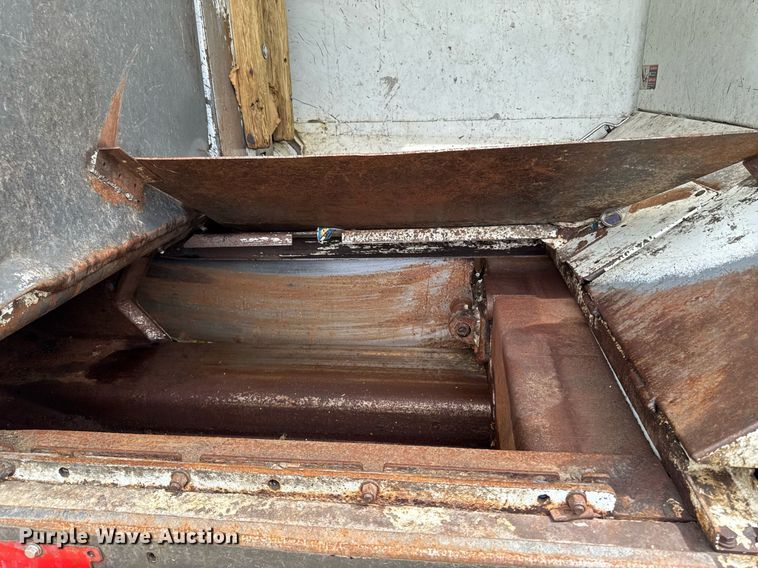 image for item DV2651 2012 International 7400 work star refuse truck