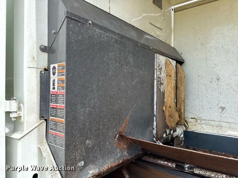 image for item DV2651 2012 International 7400 work star refuse truck