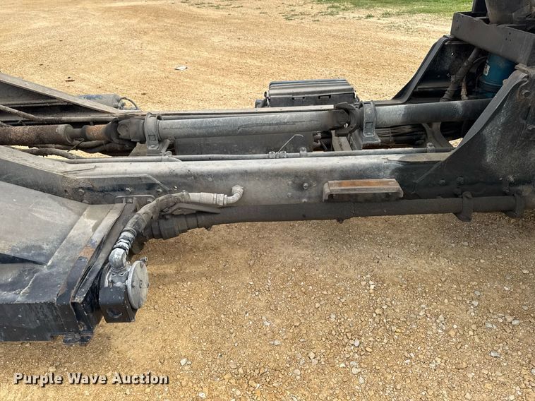 image for item DV2651 2012 International 7400 work star refuse truck