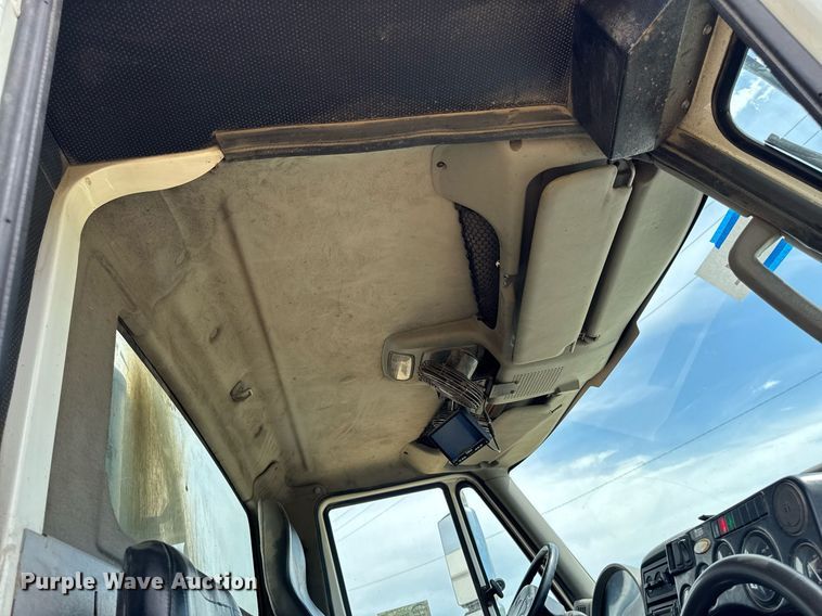 image for item DV2651 2012 International 7400 work star refuse truck