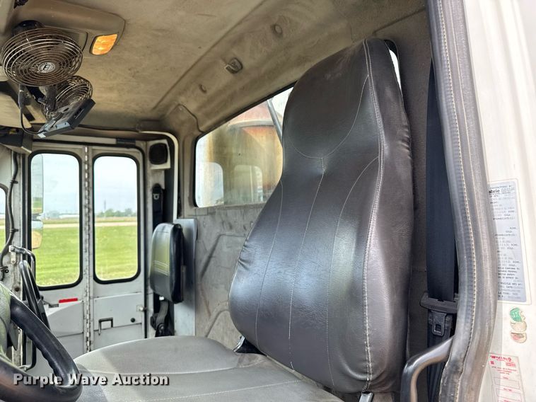 image for item DV2651 2012 International 7400 work star refuse truck