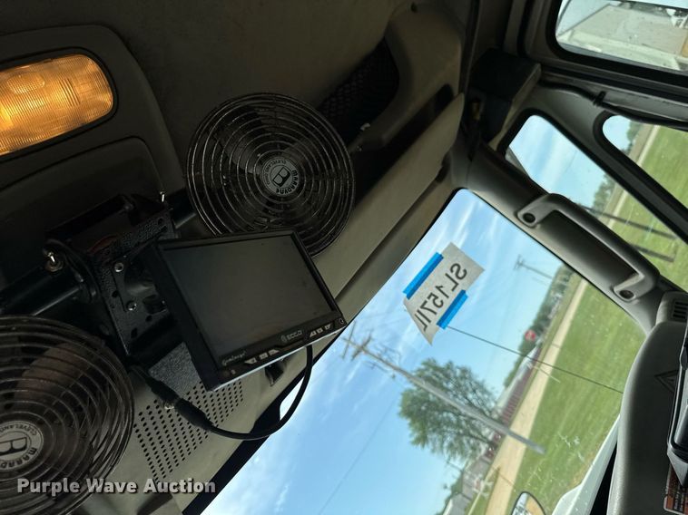 image for item DV2651 2012 International 7400 work star refuse truck