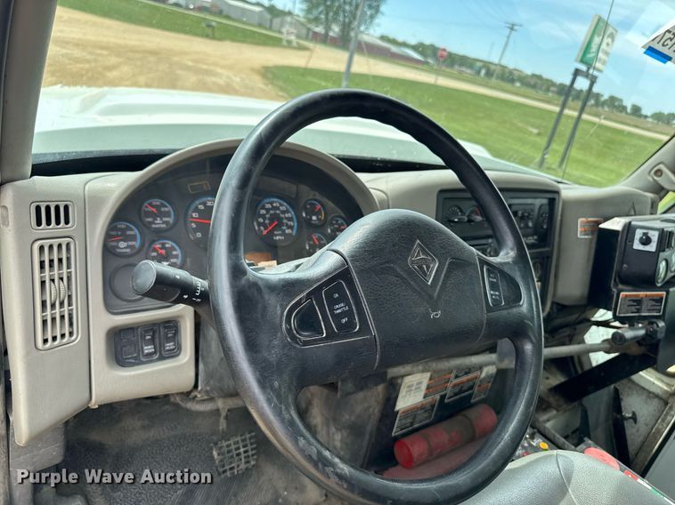 image for item DV2651 2012 International 7400 work star refuse truck