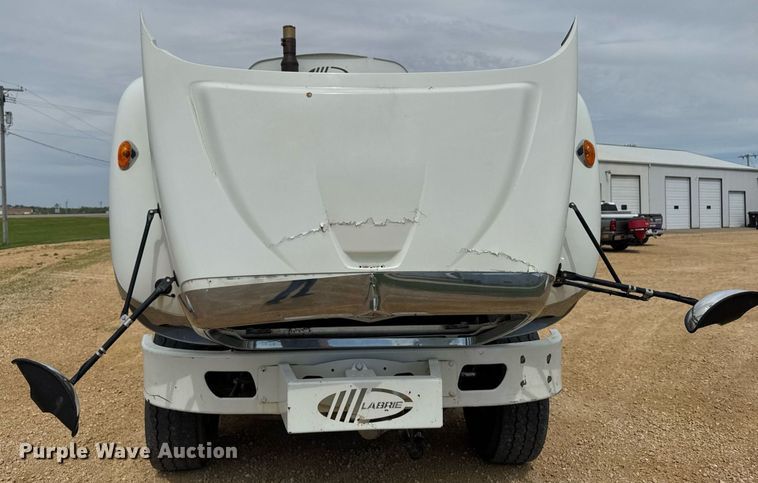 image for item DV2651 2012 International 7400 work star refuse truck