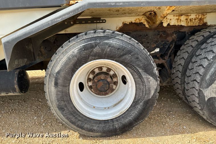 image for item DV2651 2012 International 7400 work star refuse truck