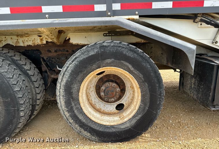 image for item DV2651 2012 International 7400 work star refuse truck