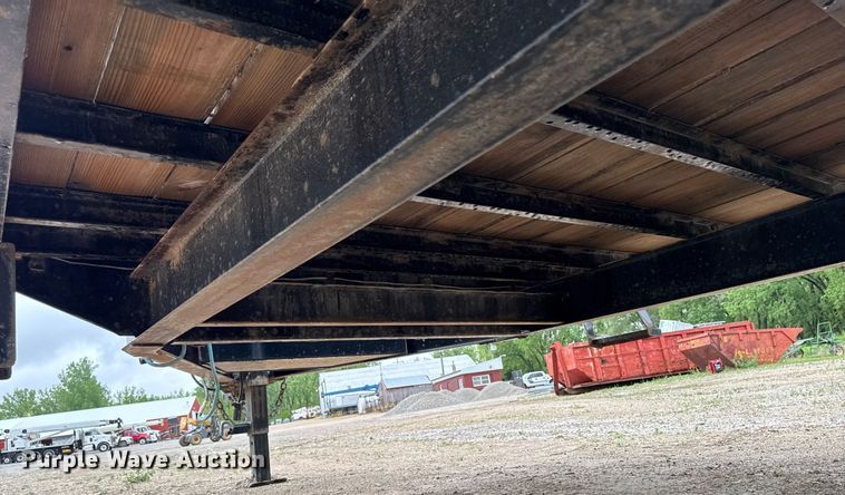 image for item DV2662 2021 Lamar F8022427 equipment trailer