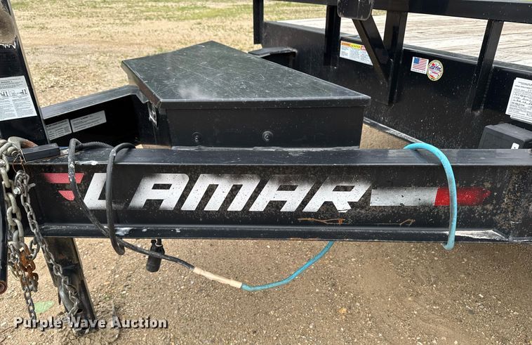 image for item DV2662 2021 Lamar F8022427 equipment trailer