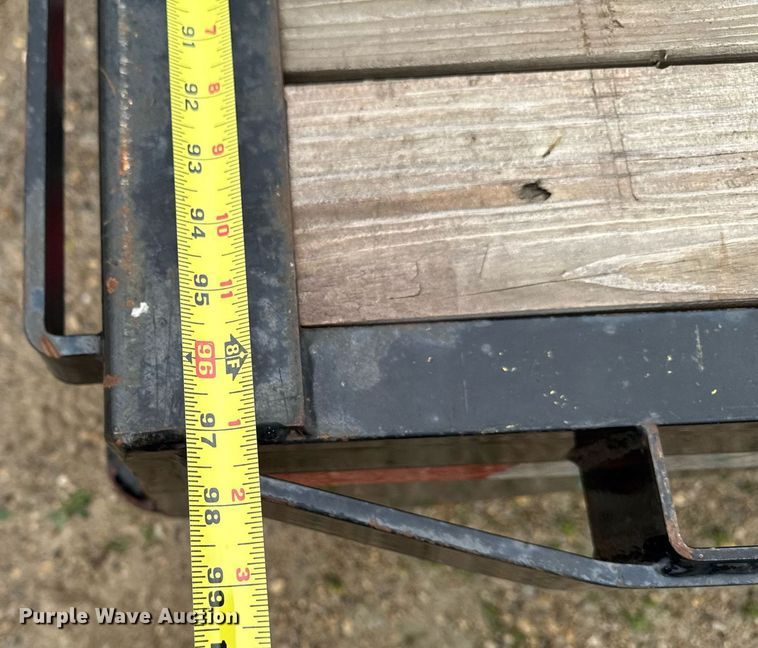 image for item DV2662 2021 Lamar F8022427 equipment trailer