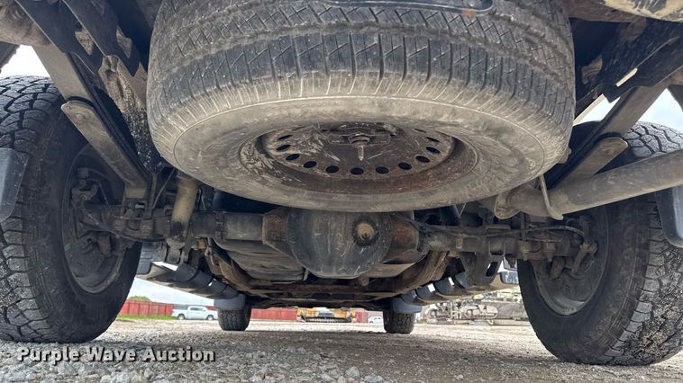 image for item DV2665 2017 Chevrolet Silverado LT Crew Cab pickup truck