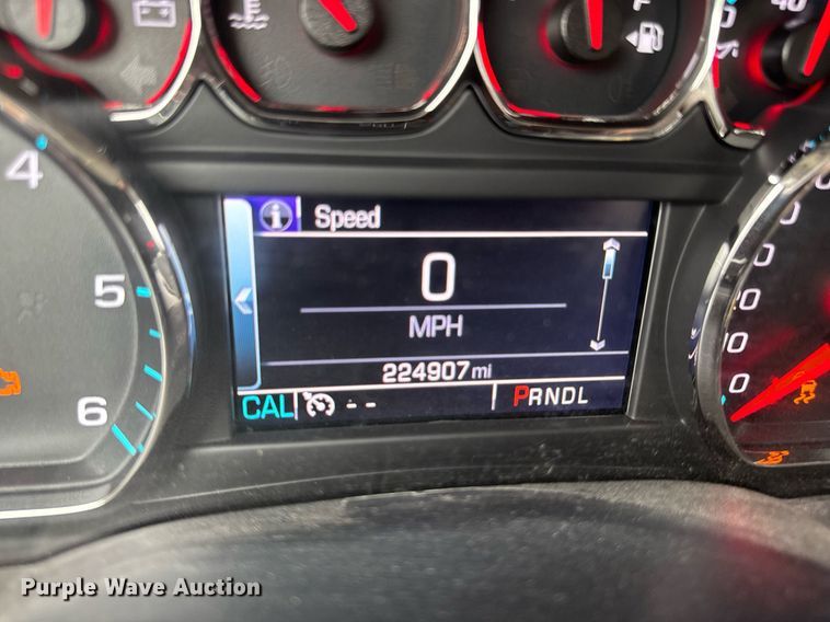 image for item DV2665 2017 Chevrolet Silverado LT Crew Cab pickup truck