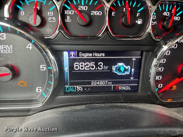 image for item DV2665 2017 Chevrolet Silverado LT Crew Cab pickup truck