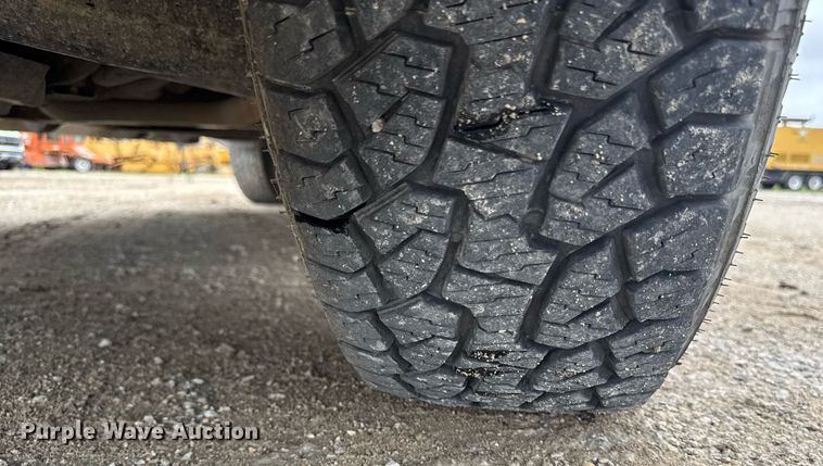 image for item DV2665 2017 Chevrolet Silverado LT Crew Cab pickup truck