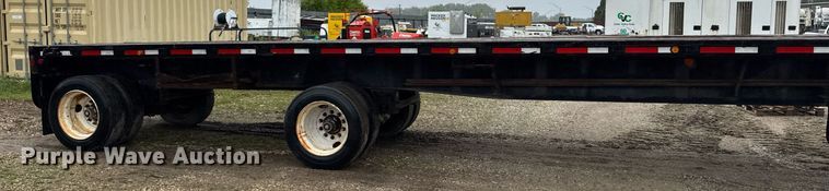 image for item DV2675 1996 Lufkin FL-11 flatbed trailer