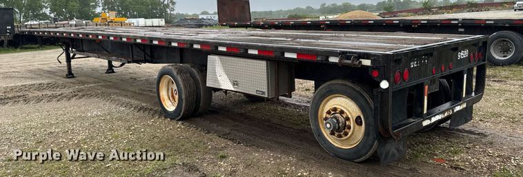 image for item DV2675 1996 Lufkin FL-11 flatbed trailer