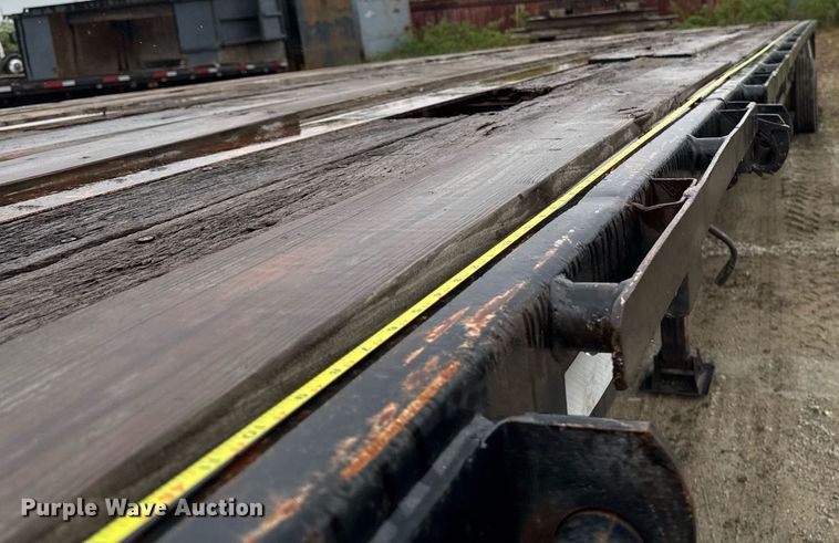 image for item DV2675 1996 Lufkin FL-11 flatbed trailer