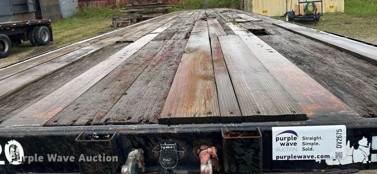 image for item DV2675 1996 Lufkin FL-11 flatbed trailer
