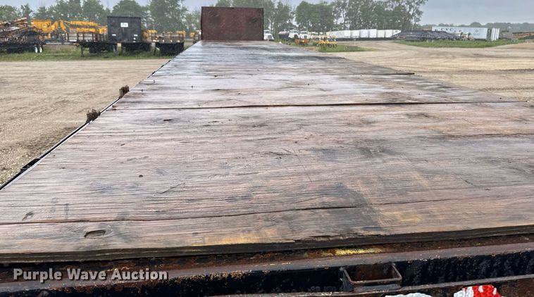 image for item DV2690 1992 Fruehauf PBA-T2-45 flatbed trailer