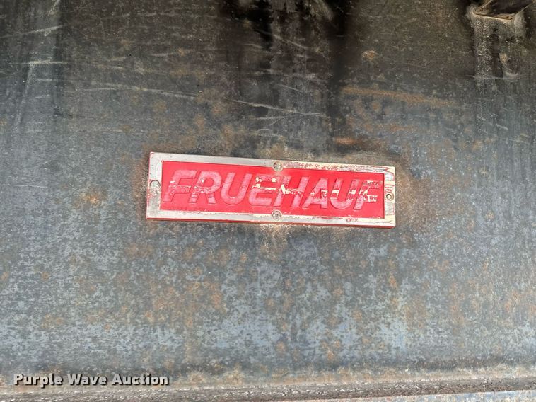 image for item DV2690 1992 Fruehauf PBA-T2-45 flatbed trailer