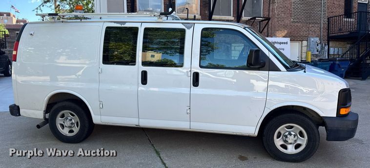 image for item DV4053 2006 Chevrolet Express 1500 van