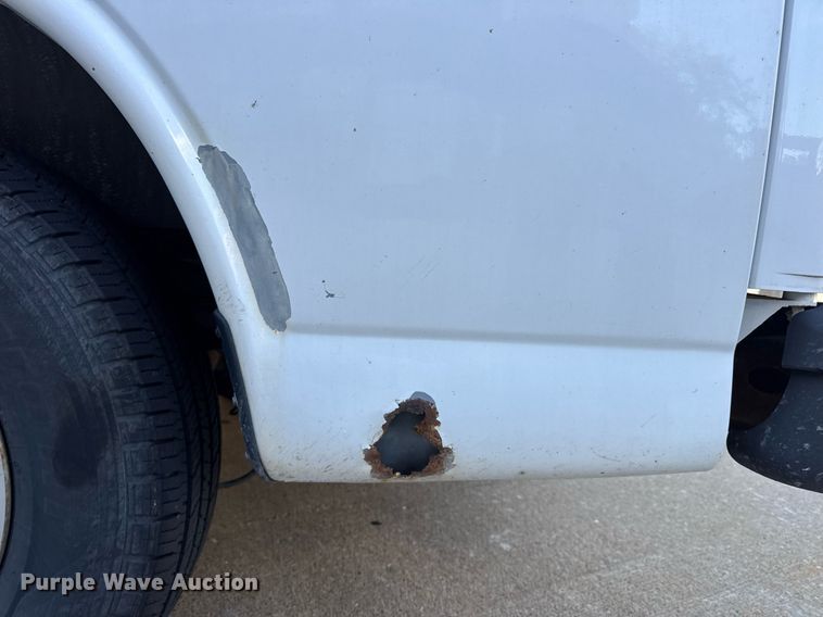 image for item DV4053 2006 Chevrolet Express 1500 van