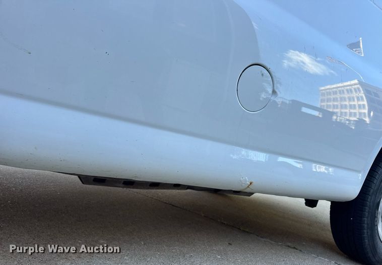 image for item DV4053 2006 Chevrolet Express 1500 van