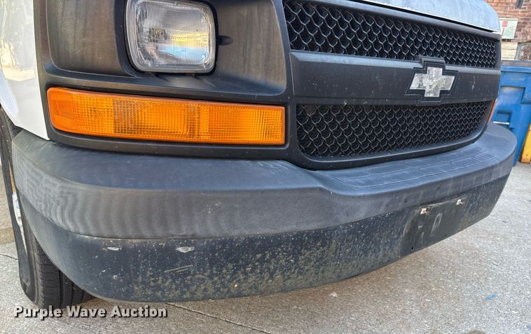 image for item DV4053 2006 Chevrolet Express 1500 van