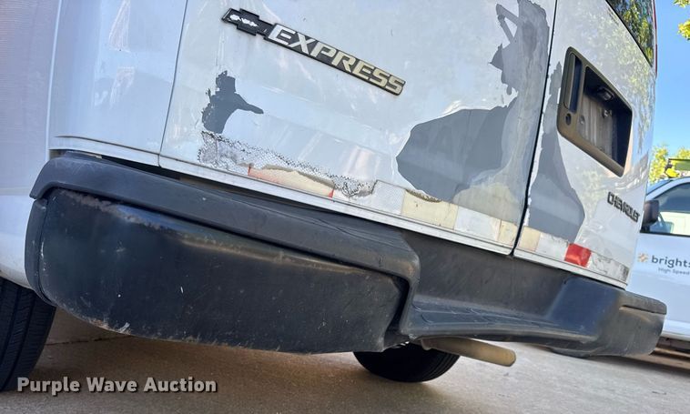 image for item DV4053 2006 Chevrolet Express 1500 van