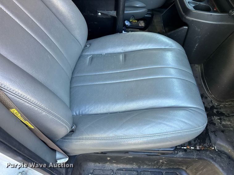 image for item DV4053 2006 Chevrolet Express 1500 van