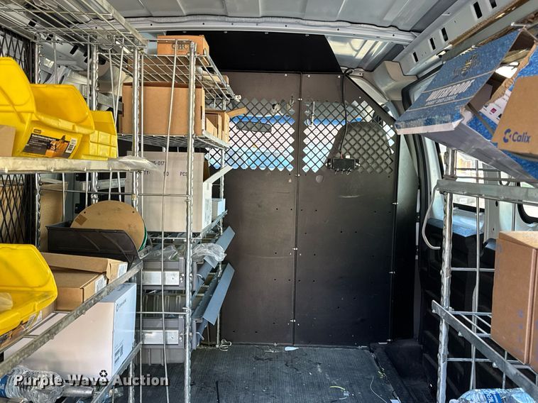 image for item DV4053 2006 Chevrolet Express 1500 van