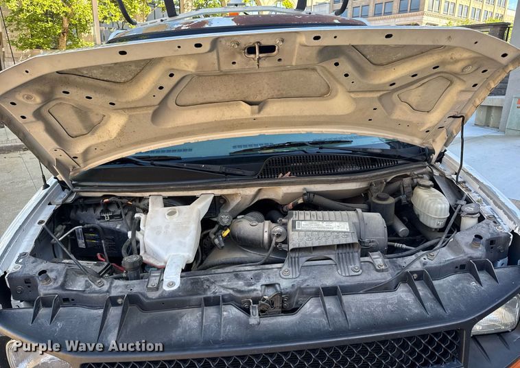 image for item DV4053 2006 Chevrolet Express 1500 van