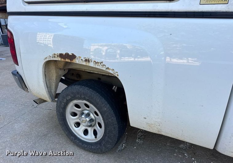 image for item DV4054 2012 Chevrolet Silverado 1500 pickup truck