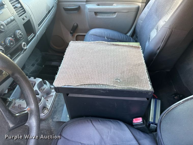 image for item DV4054 2012 Chevrolet Silverado 1500 pickup truck