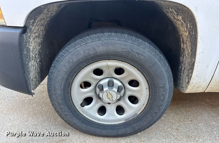 image for item DV4054 2012 Chevrolet Silverado 1500 pickup truck