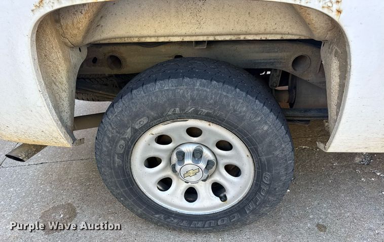 image for item DV4054 2012 Chevrolet Silverado 1500 pickup truck