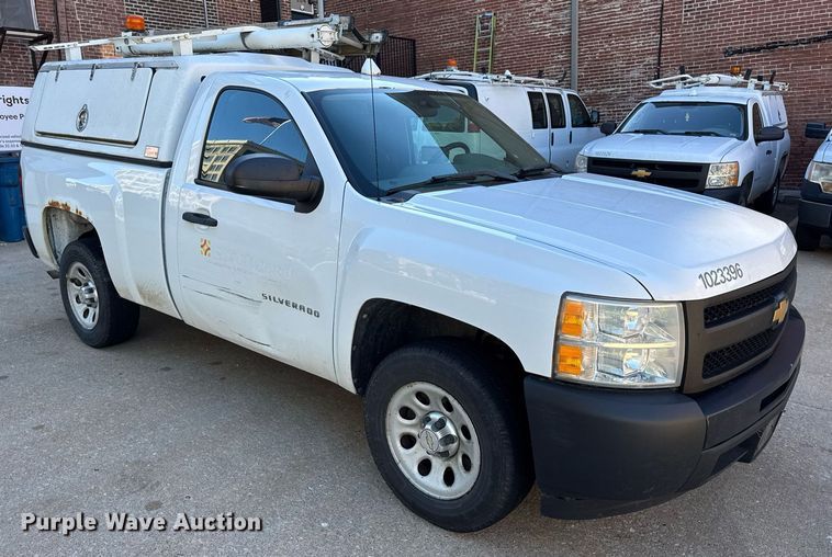 image for item DV4055 2012 Chevrolet Silverado 1500 pickup truck