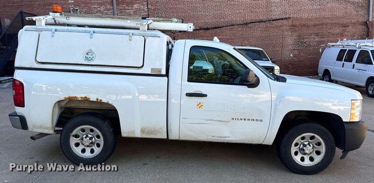 image for item DV4055 2012 Chevrolet Silverado 1500 pickup truck