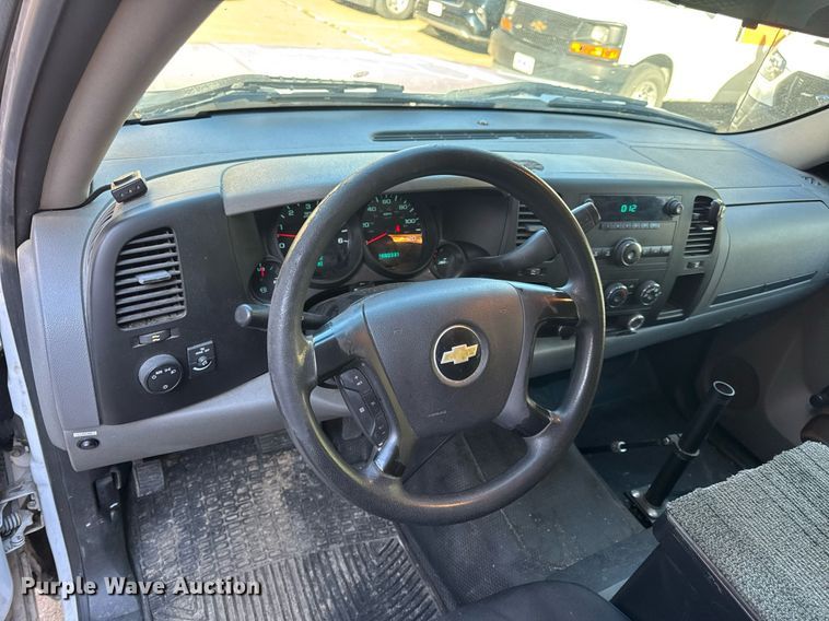 image for item DV4055 2012 Chevrolet Silverado 1500 pickup truck