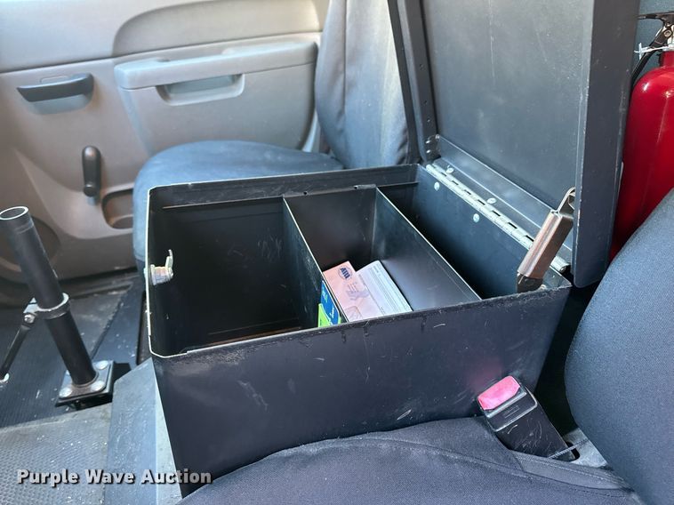 image for item DV4055 2012 Chevrolet Silverado 1500 pickup truck