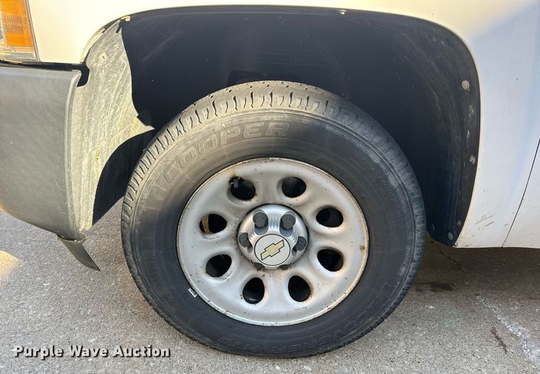 image for item DV4055 2012 Chevrolet Silverado 1500 pickup truck