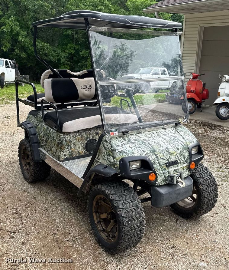 image for item DV4080 Yamaha golf cart