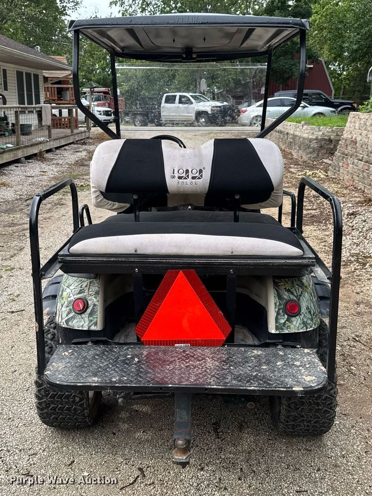 image for item DV4080 Yamaha golf cart