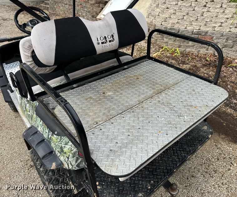 image for item DV4080 Yamaha golf cart