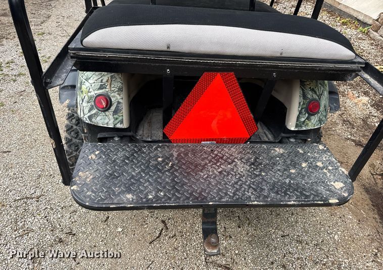 image for item DV4080 Yamaha golf cart