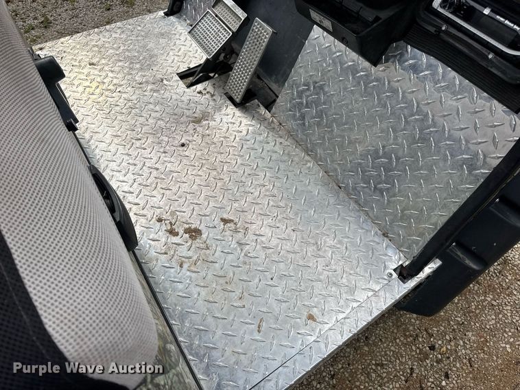 image for item DV4080 Yamaha golf cart