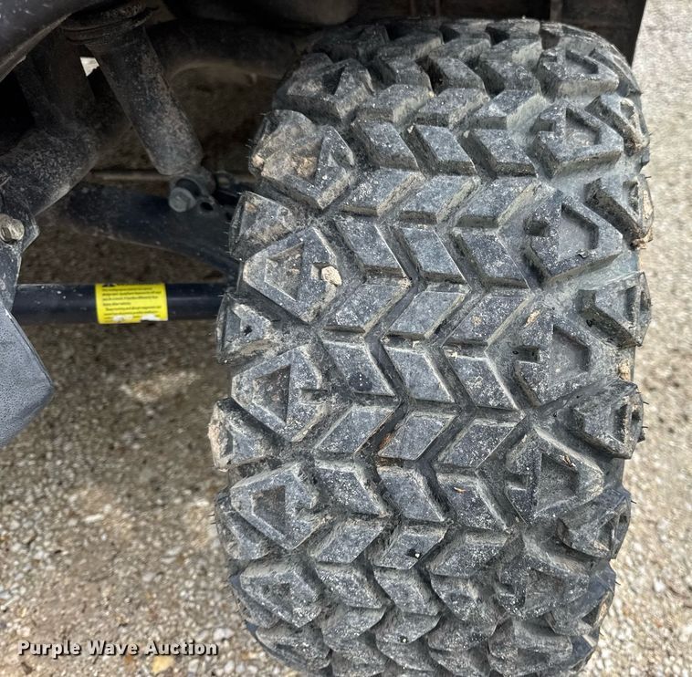 image for item DV4080 Yamaha golf cart