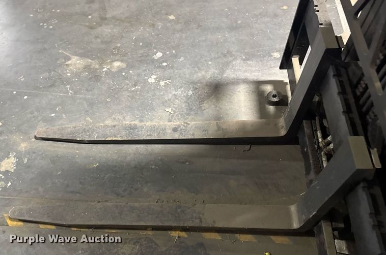 image for item DW1967 2019 Landoll B40AC forklift