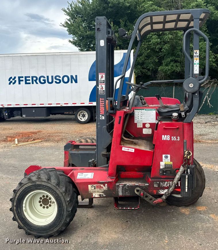 image for item DW1968 2015 Moffet M8 55.3 forklift